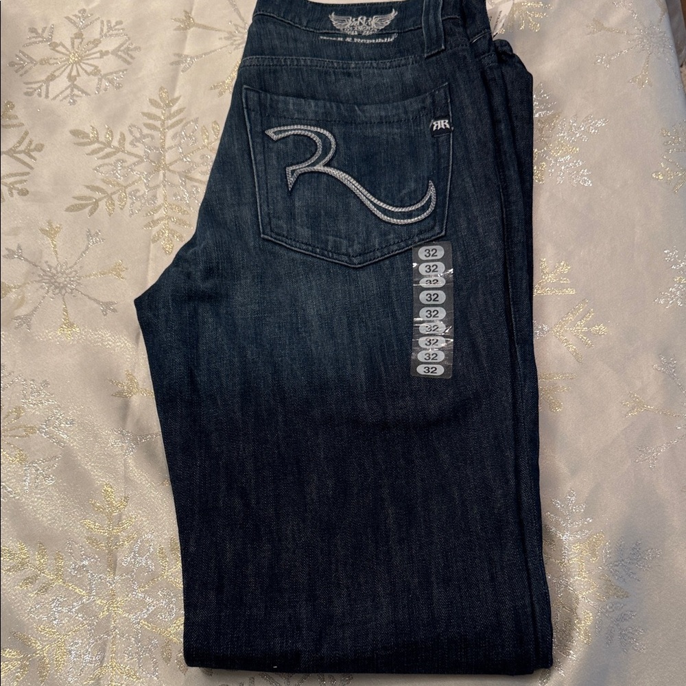 Rock & Republic NWT FLOYD Dark denim jeans